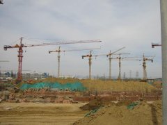 揚(yáng)塵在線自動(dòng)監(jiān)控系統(tǒng)，可用于施工區(qū)域的空氣質(zhì)量監(jiān)測(cè)